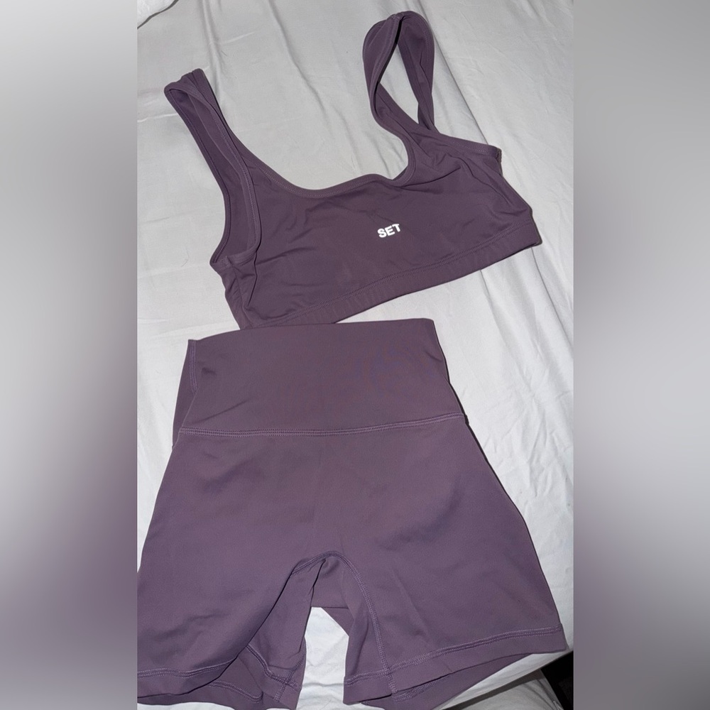SET Active Nightfall Sportbody Short and Box Dip Bra (Small)